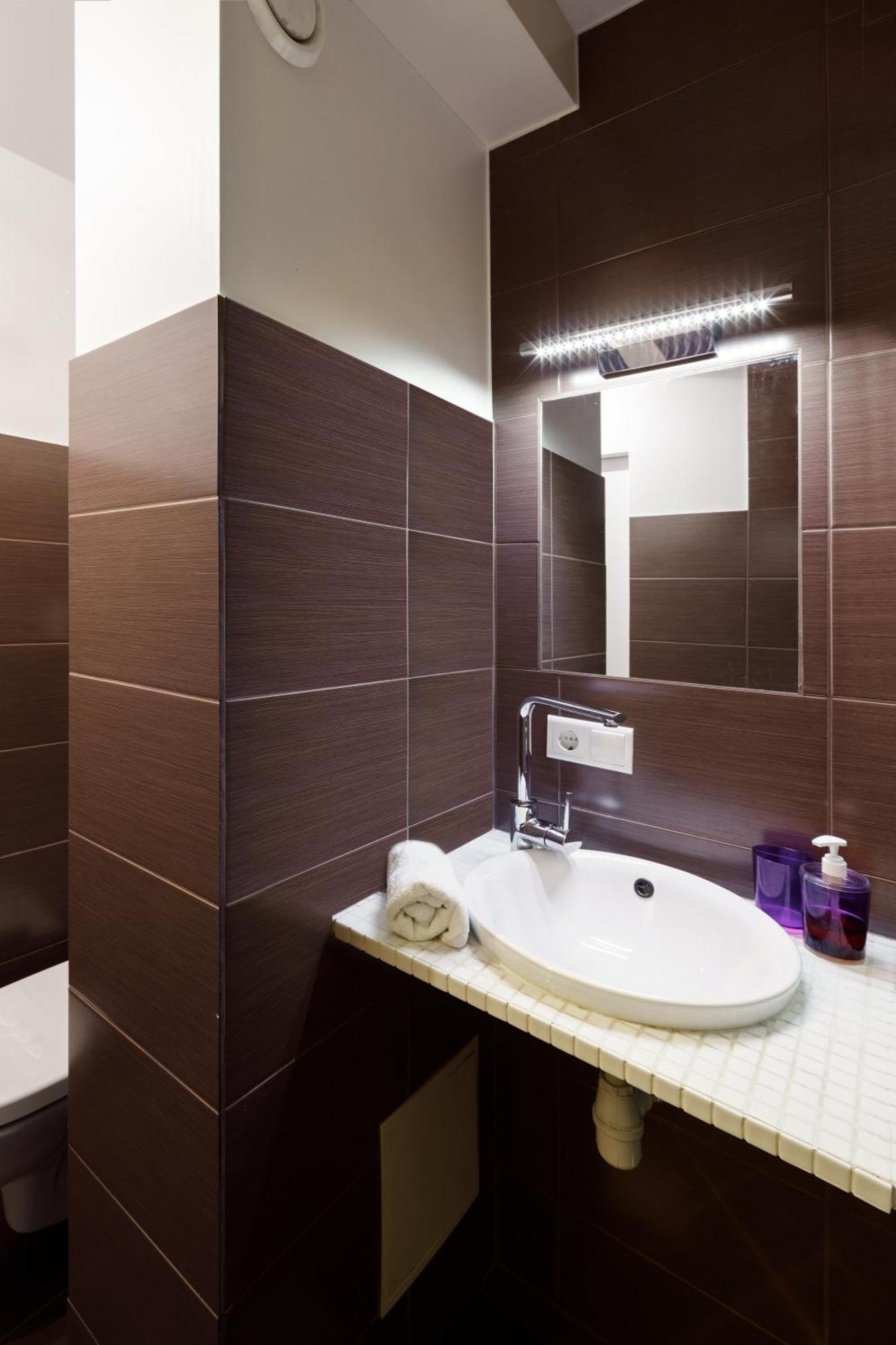 Brivibas Yard Apartment With Parking In City Center Riga Buitenkant foto