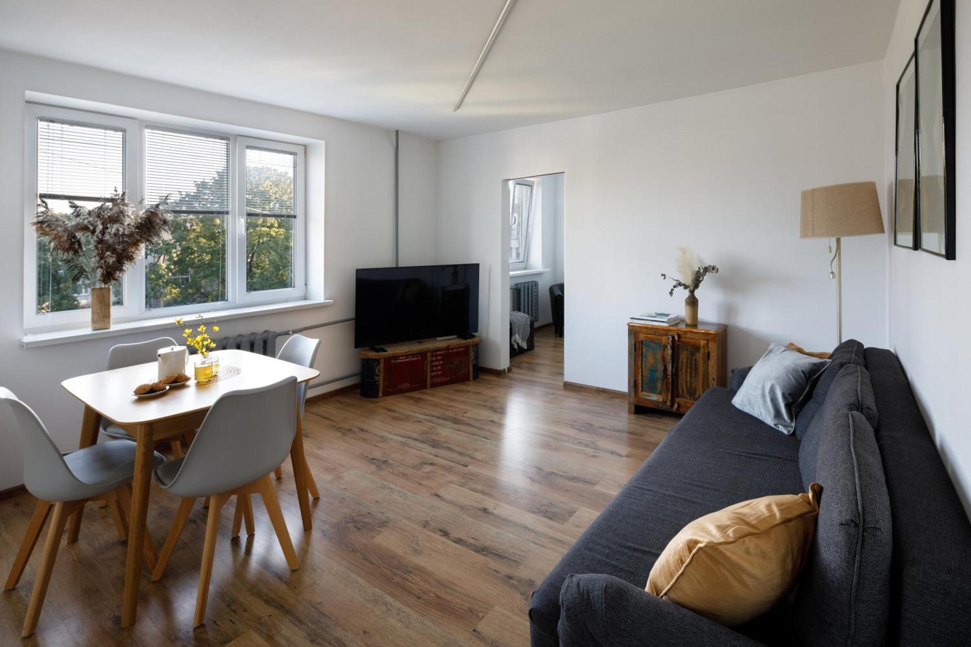 Brivibas Yard Apartment With Parking In City Center Riga Buitenkant foto